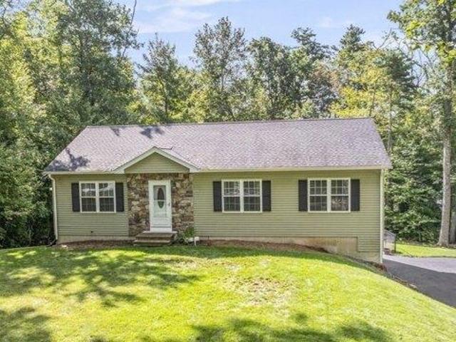 House for sale in East Brookfield, Massachusetts