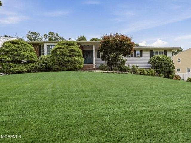 House for sale in East Brunswick, New Jersey
