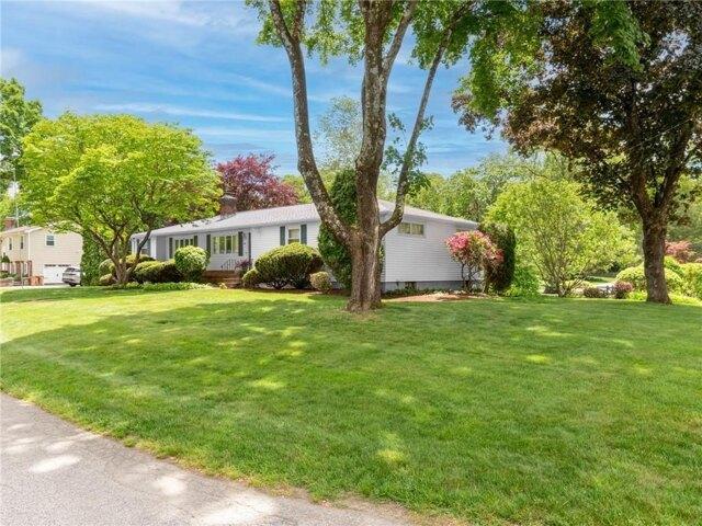 House for sale in East Greenwich, Rhode Island