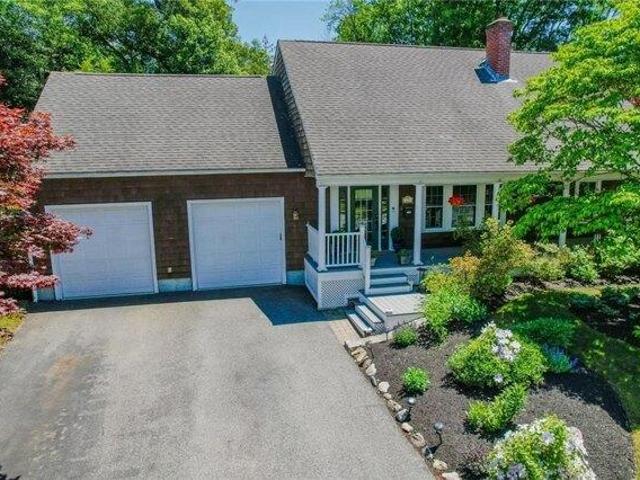 House for sale in East Greenwich, Rhode Island