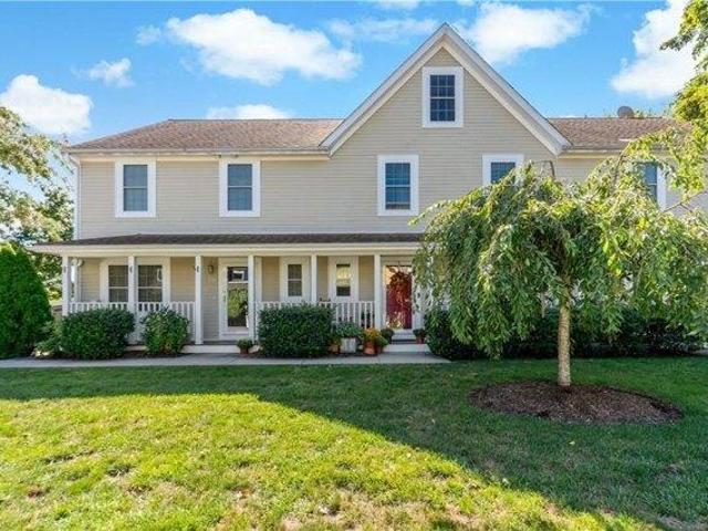 House for sale in East Greenwich, Kent County
