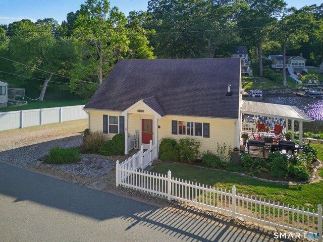 House for sale in Haywardville, East Haddam