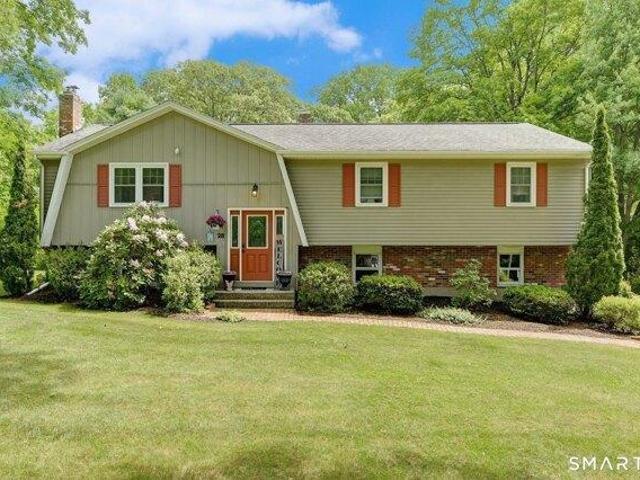 House for sale in East Hampton, Connecticut