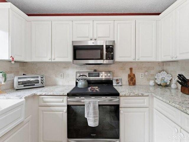 House for sale in East Hampton, Connecticut