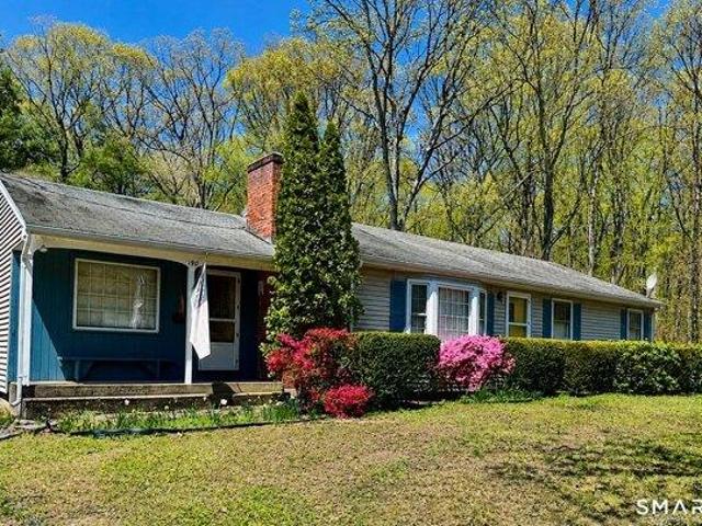 House for sale in East Hampton, Connecticut