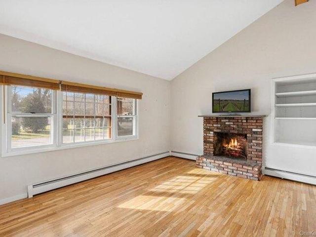 House for sale in Wainscott, New York