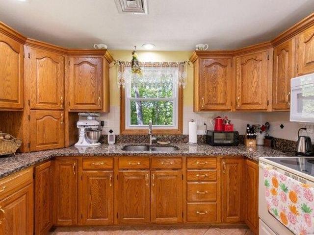House for sale in East Hartford, Connecticut