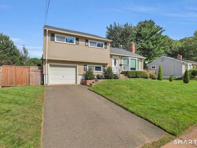House for sale in Forest Village, East Hartford