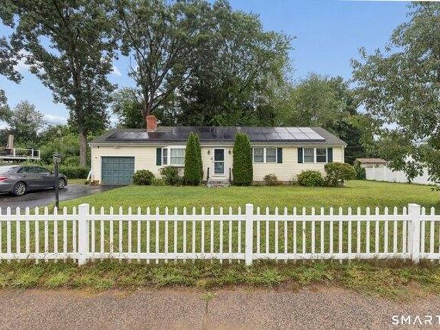 House for sale in Burnside, East Hartford