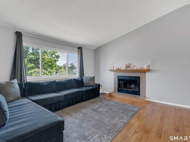 House for sale in Momauguin, East Haven