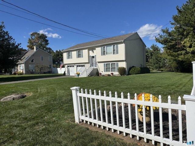 House for sale in Momauguin, East Haven