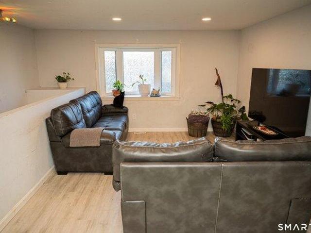 House for sale in Momauguin, East Haven
