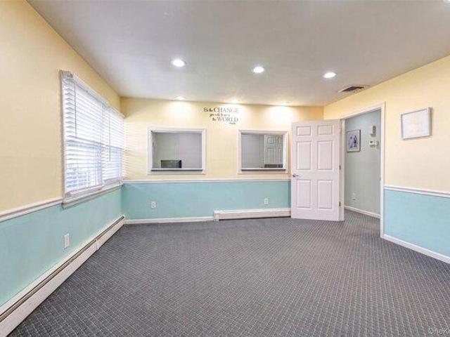 House for sale in Bohemia, New York