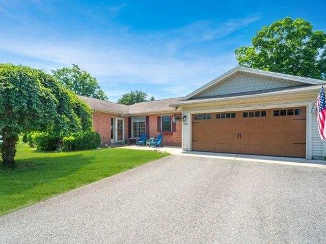 House for sale in Hampden, Massachusetts