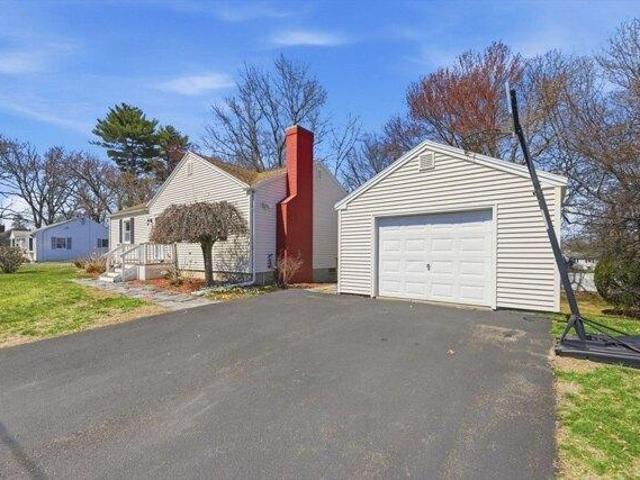House for sale in Hampden, Massachusetts