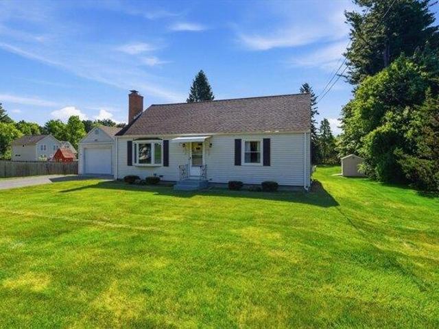 House for sale in Hampden, Massachusetts