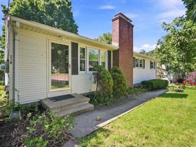 House for sale in Hampden, Massachusetts