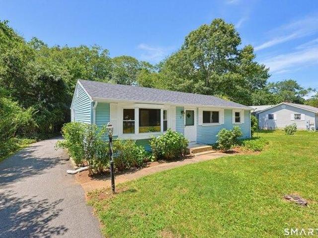 House for sale in East Lyme, Connecticut