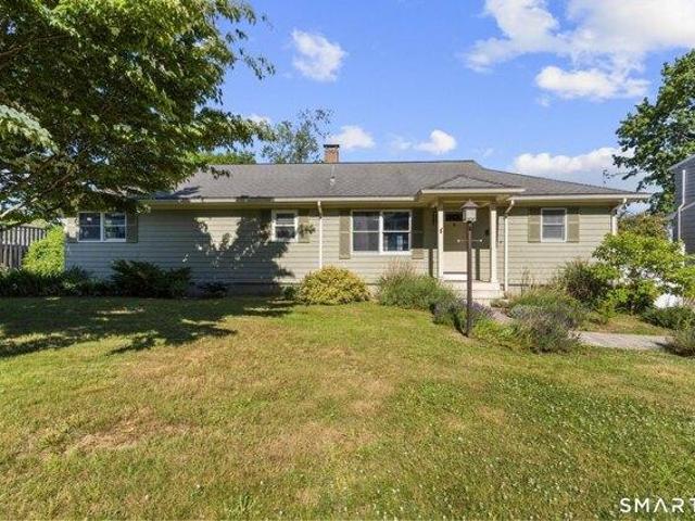 House for sale in East Lyme, Connecticut