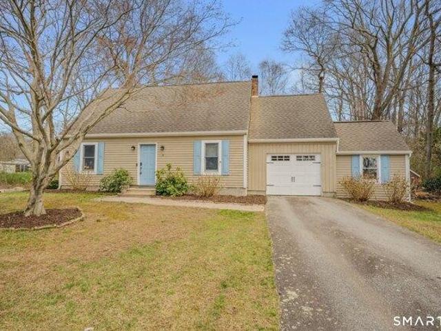House for sale in East Lyme, Connecticut