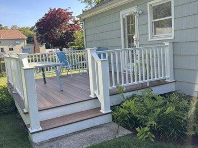 House for sale in East Lyme, Connecticut
