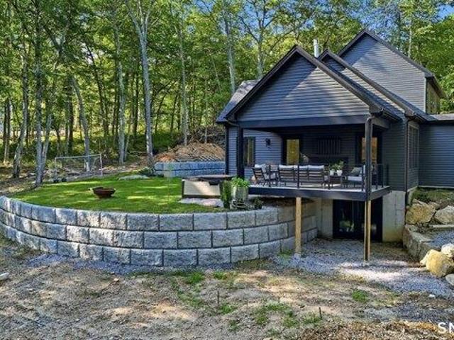 House for sale in East Lyme, Connecticut