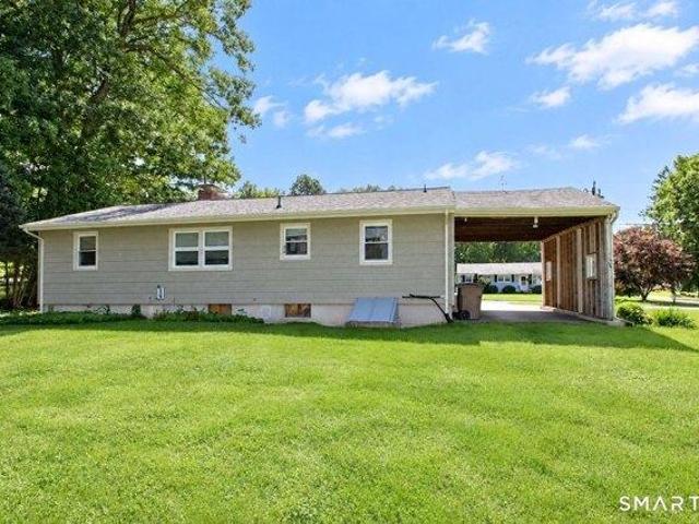 House for sale in East Lyme, Connecticut