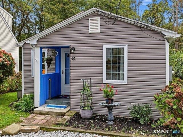 House for sale in Giants Neck, East Lyme