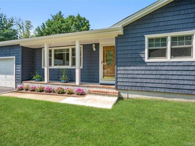 House for sale in Centereach, New York