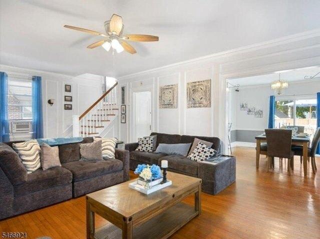 House for sale in Ampere, East Orange