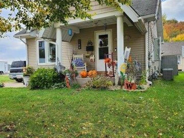 House for sale in East Peoria, Illinois