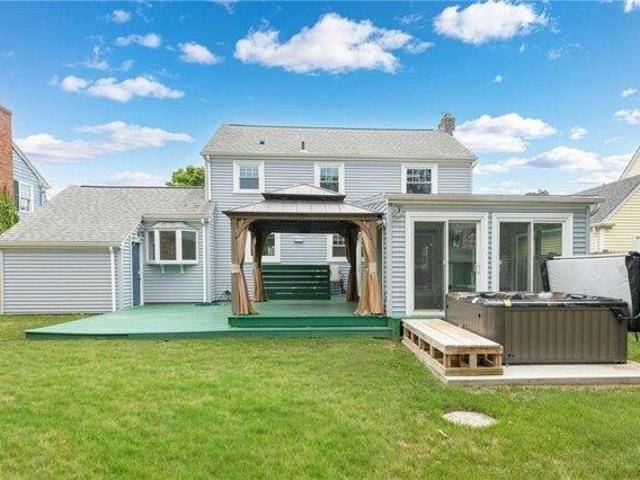 House for sale in Rumford, East Providence