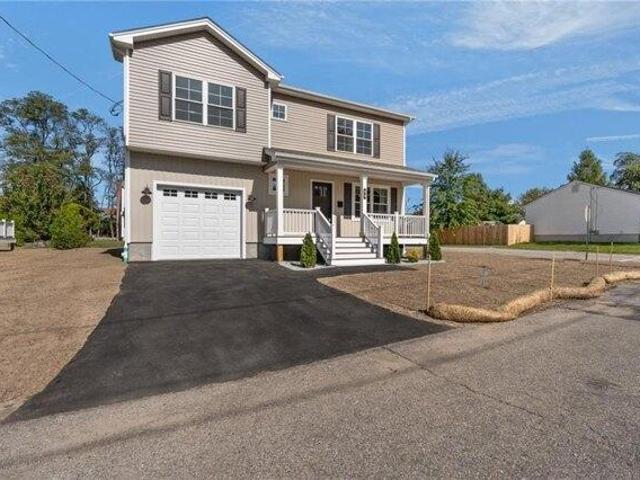House for sale in Riverside, East Providence
