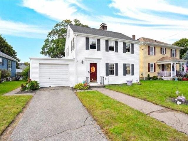 House for sale in Rumford, East Providence