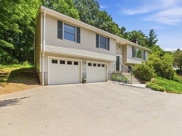 House for sale in Easthampton, Massachusetts