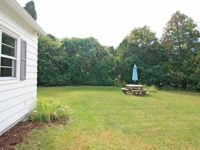 House for sale in Easthampton, Hampshire County