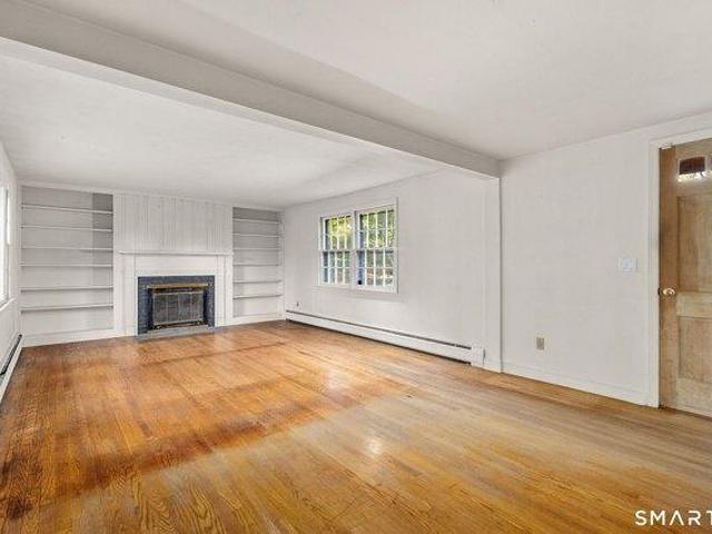 House for sale in Easton, Greater Bridgeport Planning Region