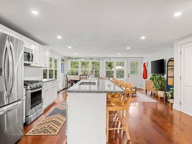 House for sale in North Easton, Easton