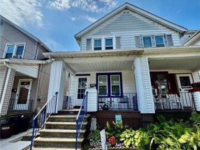 House for sale in Easton, Pennsylvania