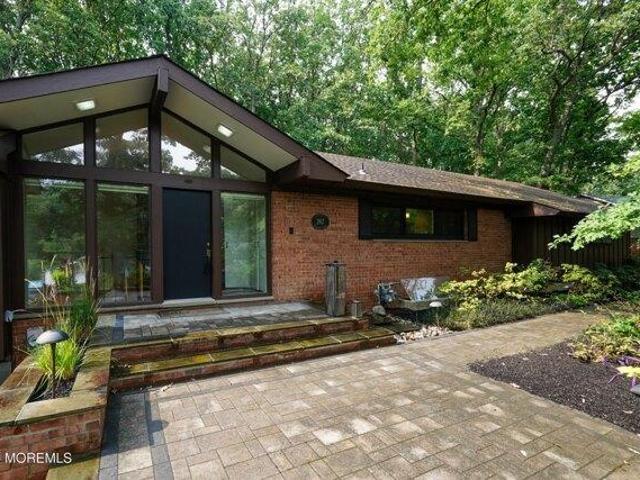 House for sale in Eatontown, Monmouth County
