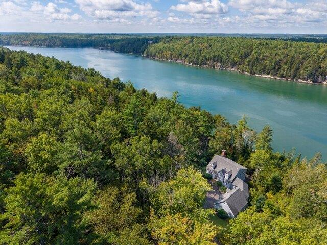 House for sale in Edgecomb, Lincoln County