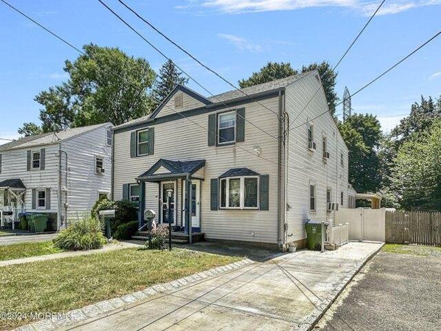House for sale in Edison, New Jersey