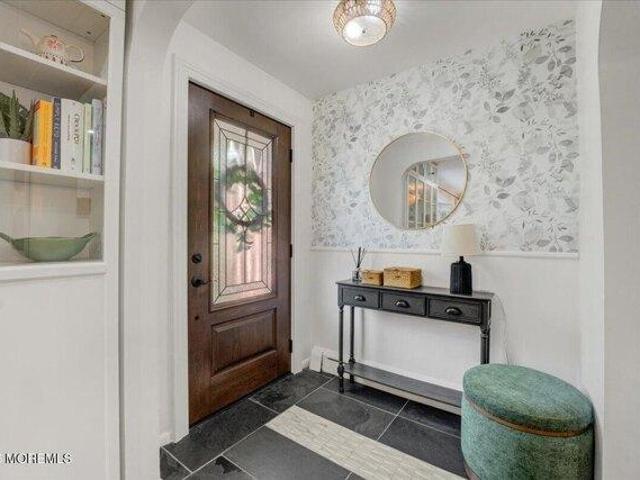 House for sale in Edison, New Jersey