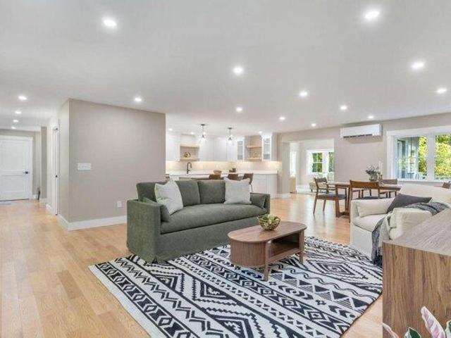 House for sale in Eliot, York County