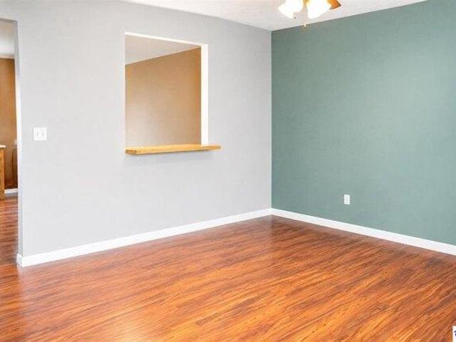 House for sale in Cecilia, Kentucky