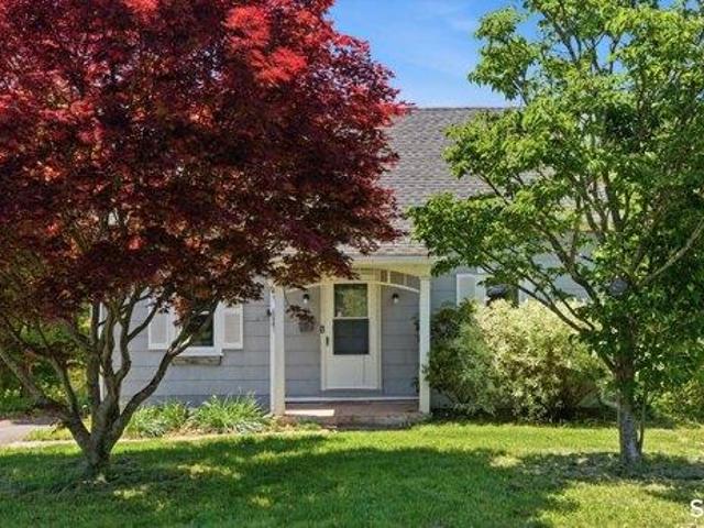 House for sale in Ellington, Connecticut