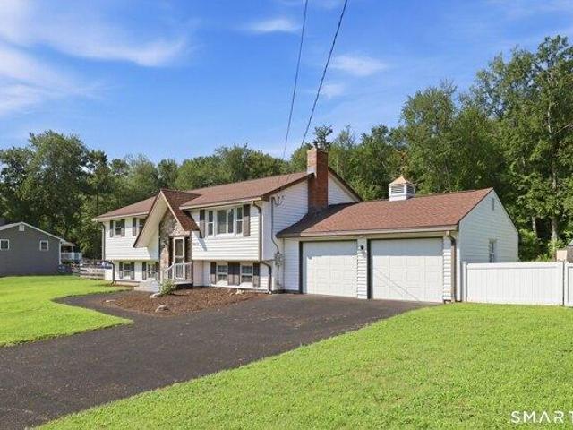 House for sale in Ellington, Capitol Planning Region