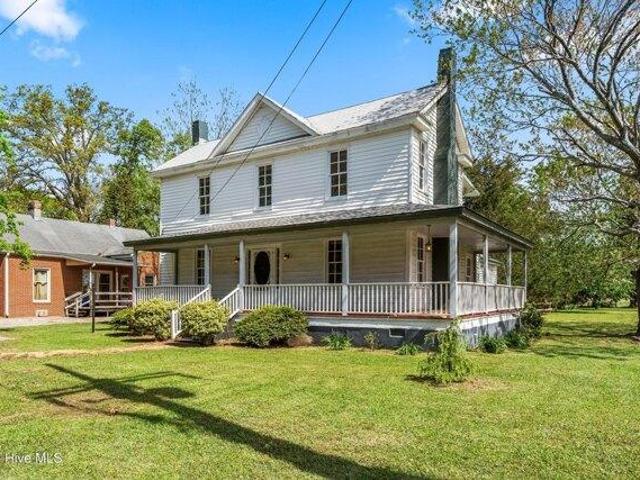 House for sale in Elm City