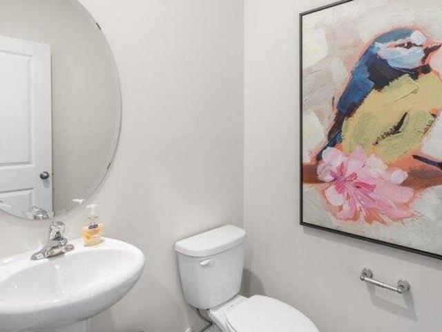 House for sale in Elm City