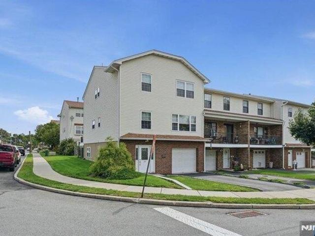House for sale in Elmwood Park, Bergen County